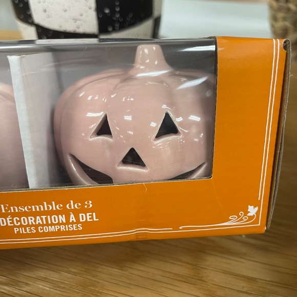 Halloween Pink Pumpkin jack-o’lantern 🩷🎃 Trio LED Lightup Martha Stewart NWT - Picture 4 of 4